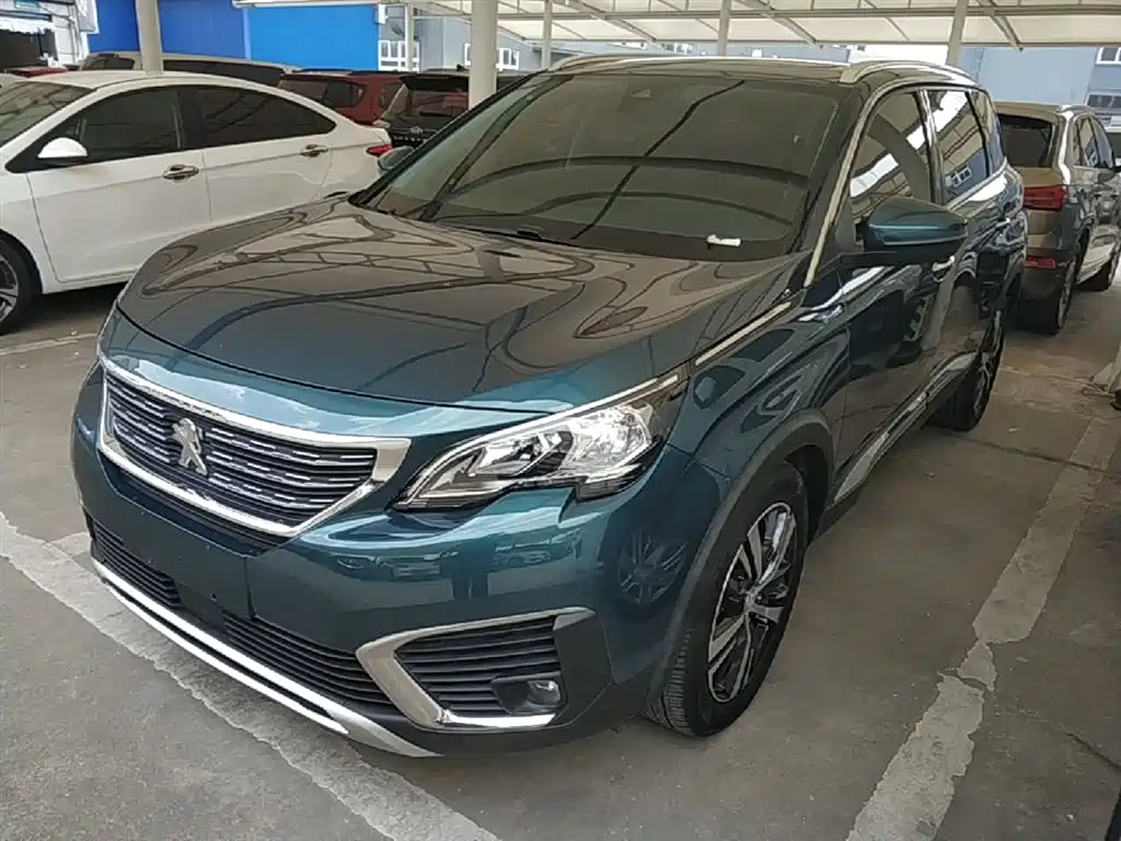 Peugeot 5008 2017