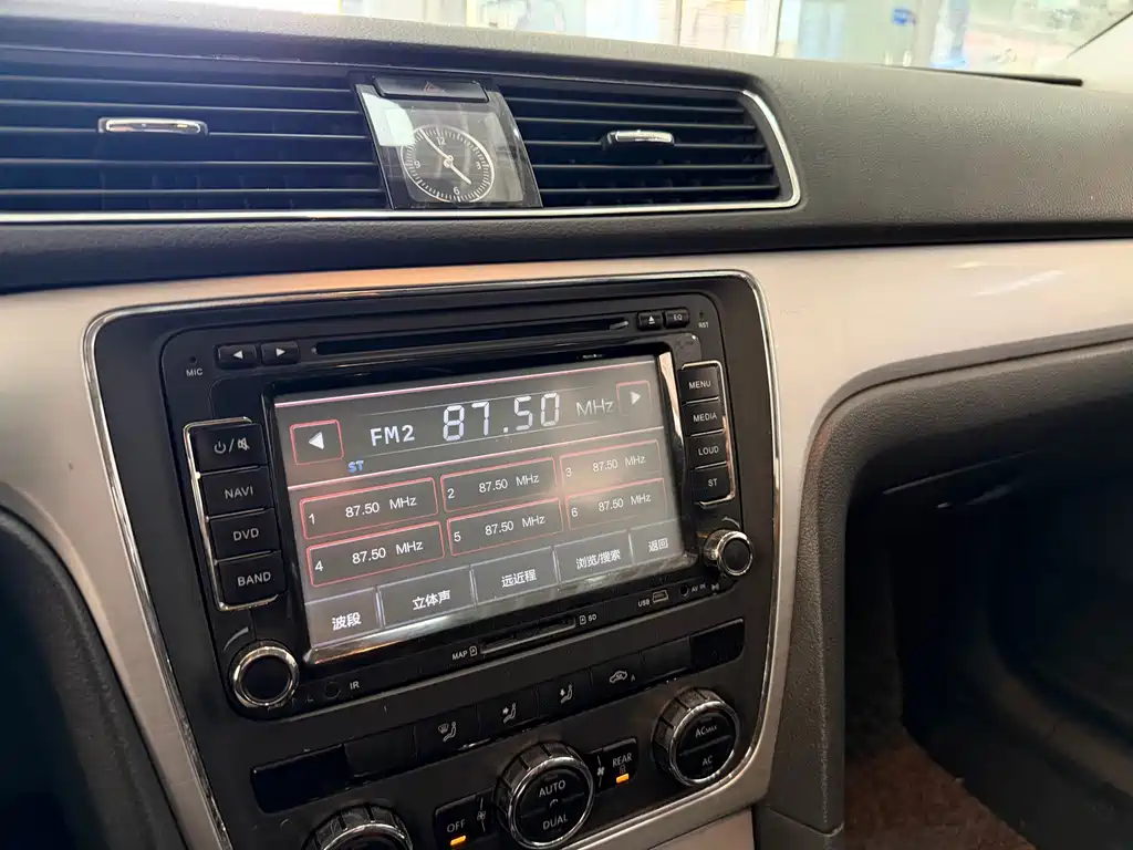 Volkswagen Passat — миниатюра 18
