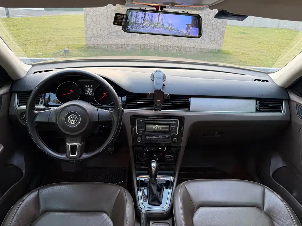 Volkswagen Bora — миниатюра 5