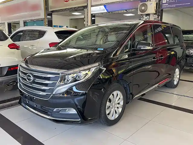 GAC TRUMPCHI M8 2018