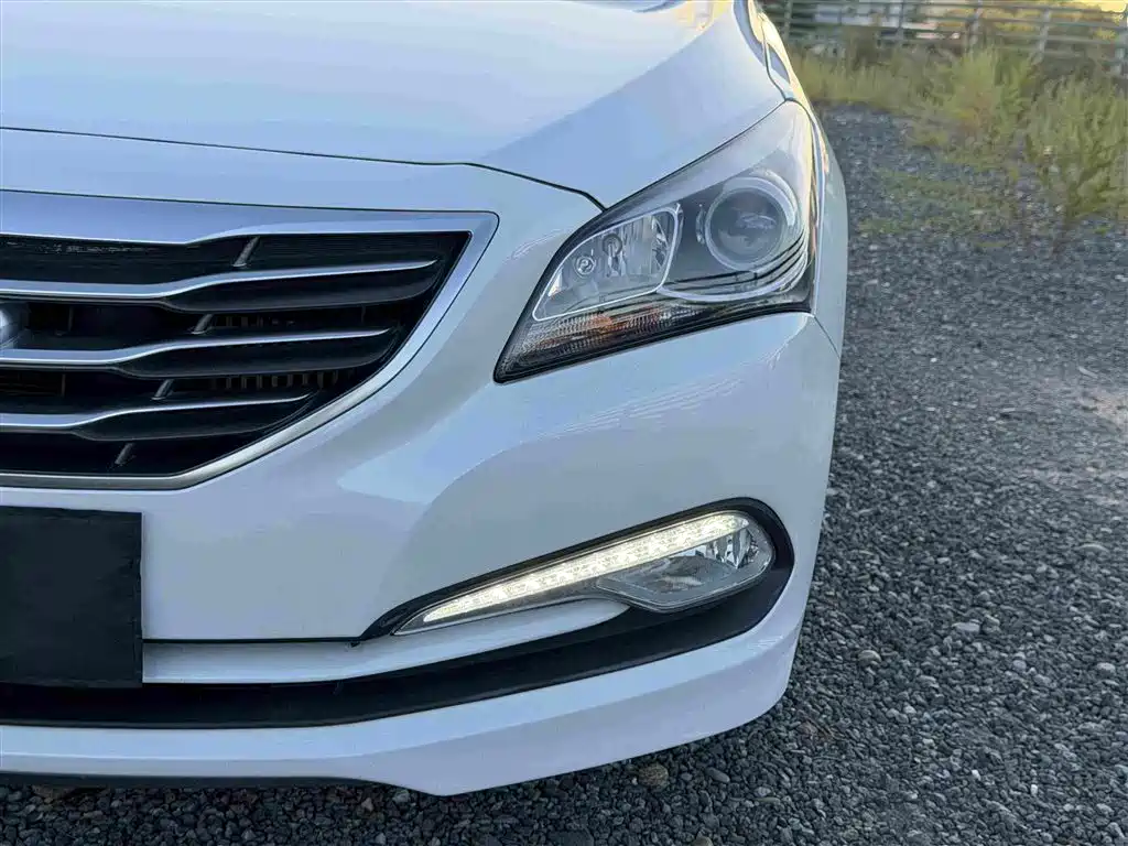 Hyundai Mistra — миниатюра 13