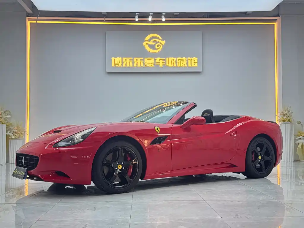 Ferrari California T 2013