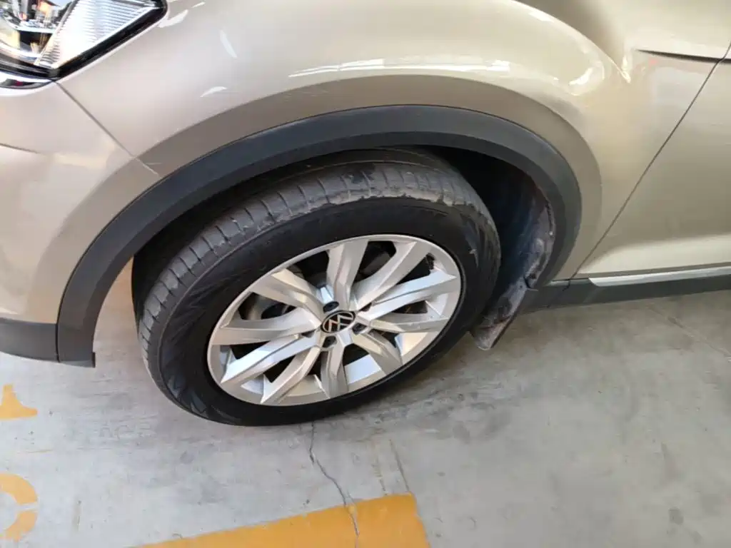 Volkswagen T-Roc — миниатюра 23