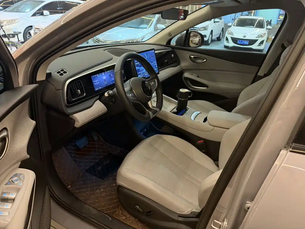 BYD Sealion 05 EV — миниатюра 6