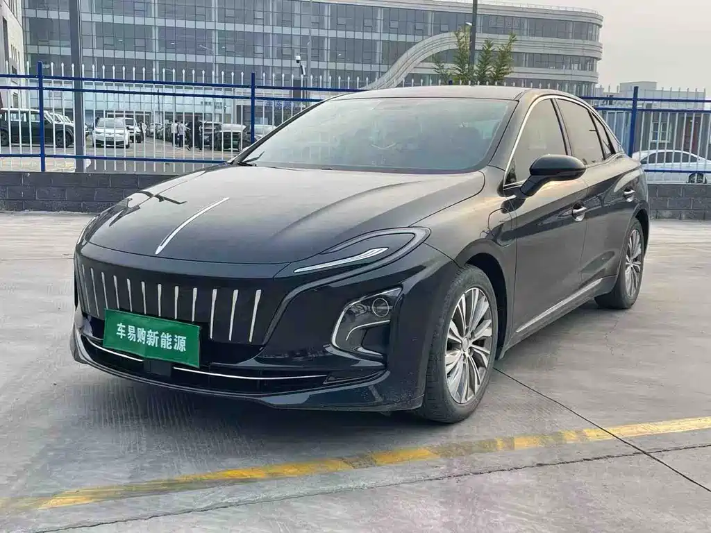 Hongqi Hongqi E-QM5 2023
