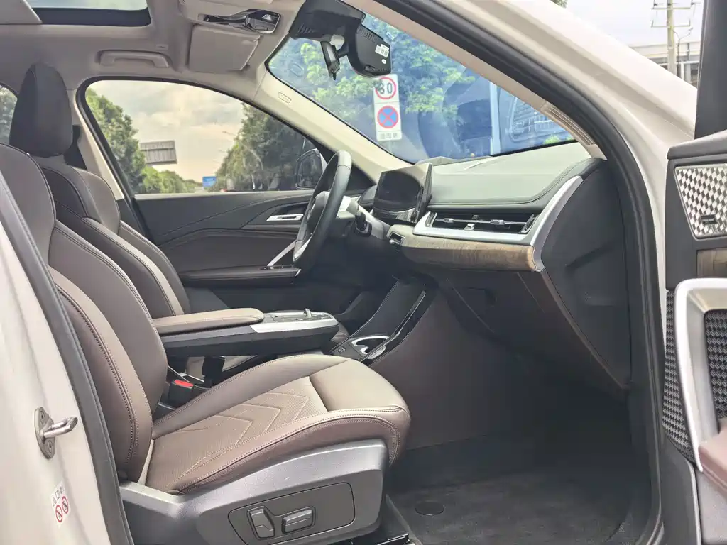 BMW X1 2023 xDrive25Li X