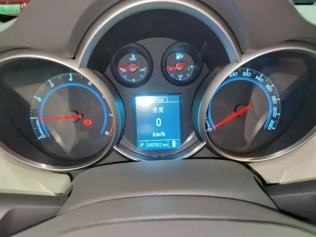 Chevrolet Cruze — миниатюра 12