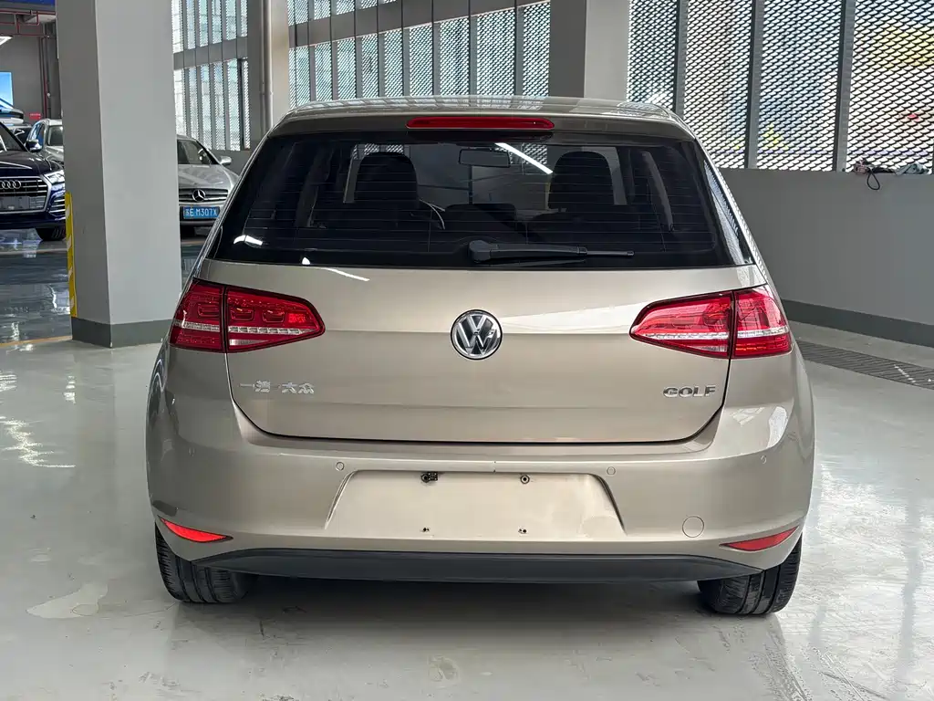 Volkswagen Golf — миниатюра 13