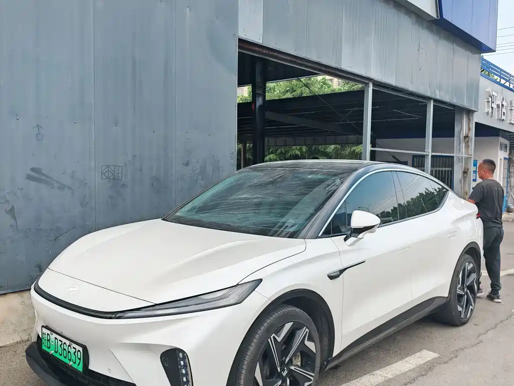 Roewe Feifan R7 2024