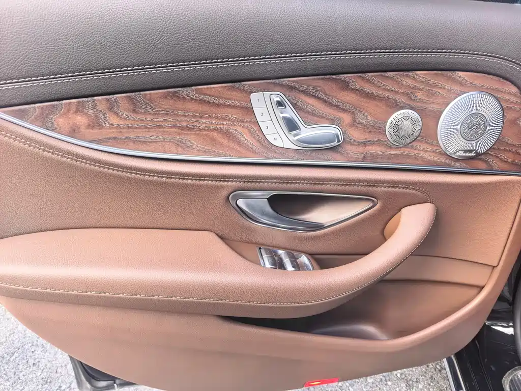 Mercedes-Benz E-Class E 2023 E 300 L Luxury