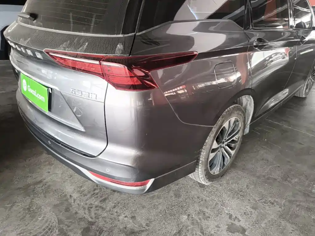 Wuling Victory — миниатюра 8