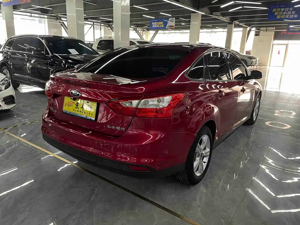 Ford Focus — миниатюра 10