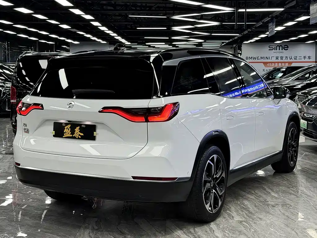 NIO ES8 — миниатюра 5