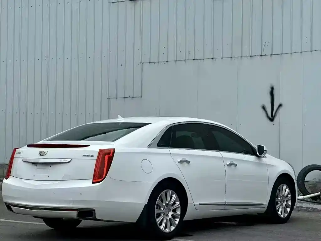 Cadillac XTS — миниатюра 9