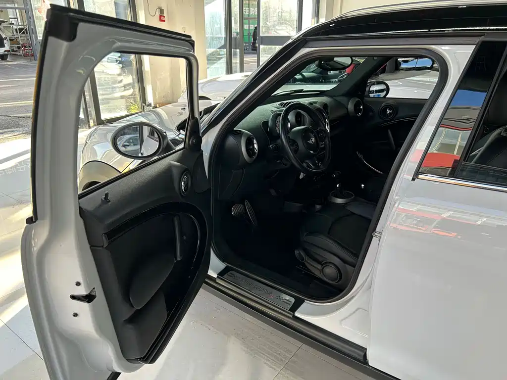 MINI Mini Countryman — миниатюра 7