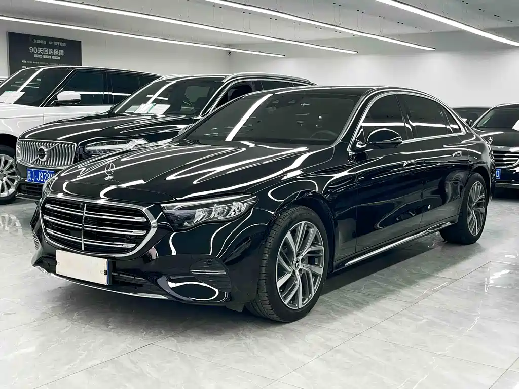 Mercedes-Benz E-Class 2024