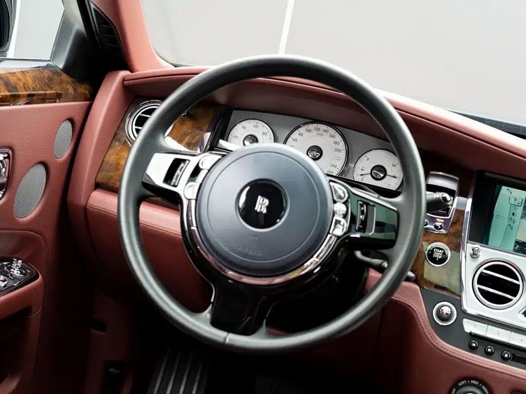 Rolls-Royce Ghost — миниатюра 15