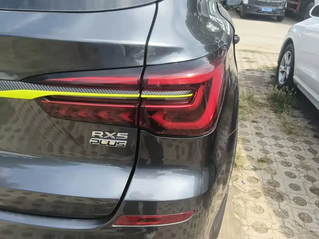 Roewe RX5 — миниатюра 8
