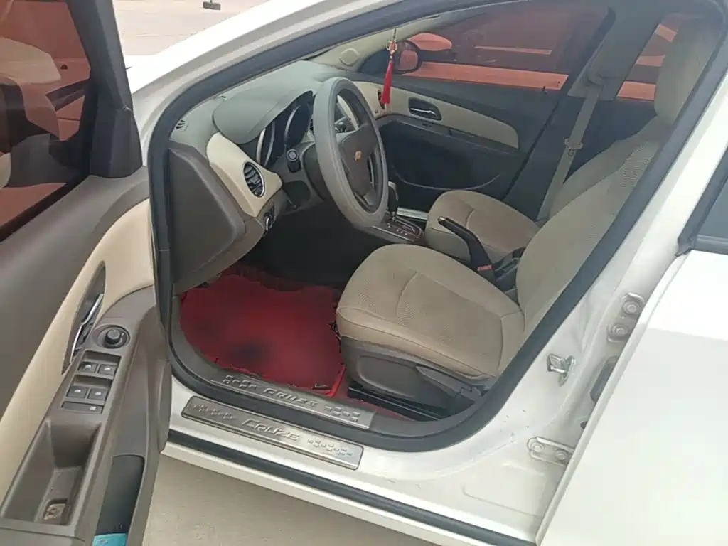 Chevrolet Cruze — миниатюра 15