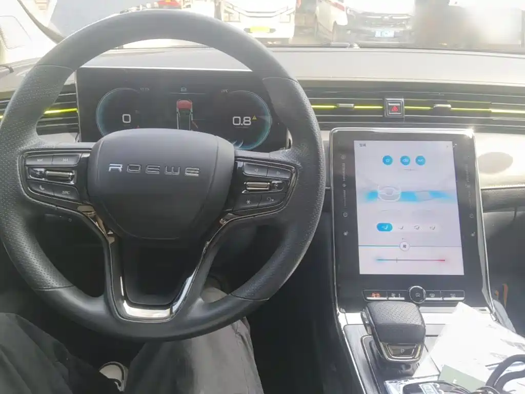Roewe RX5 — миниатюра 10