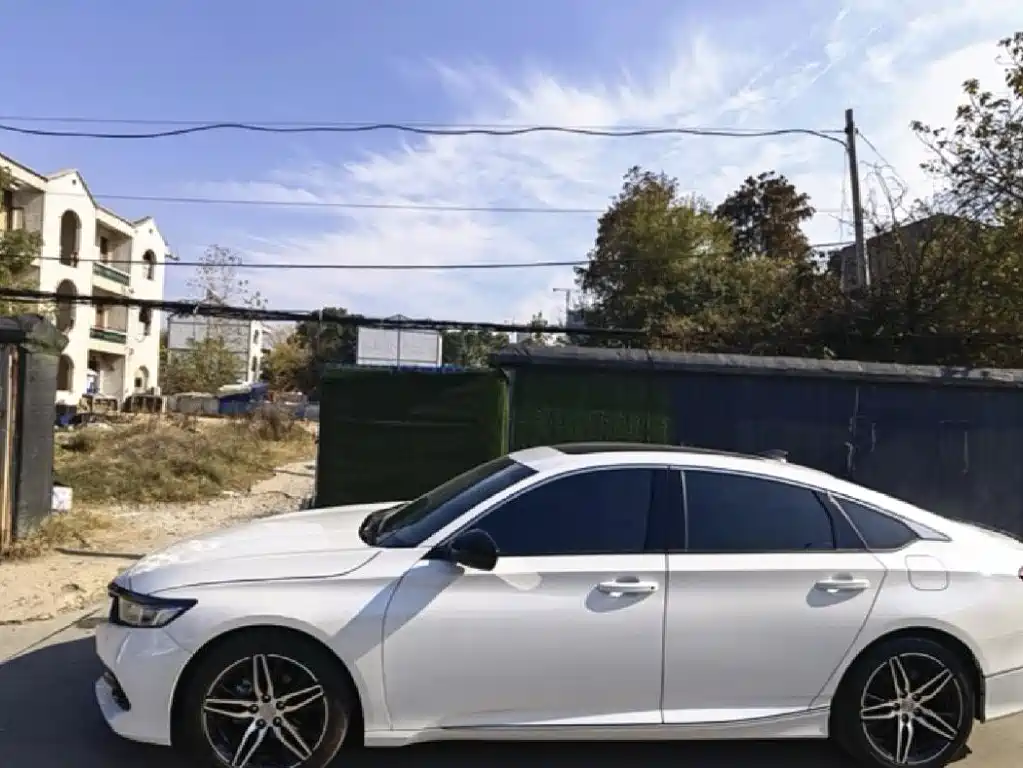 Honda Accord 2022 260TURBO Luxury