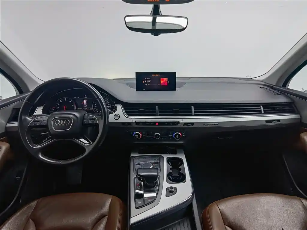 Audi Q7 2018 2.0T AT