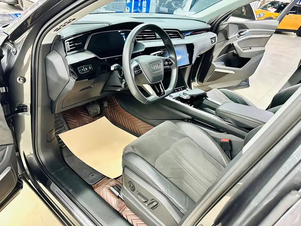 Audi e-tron — миниатюра 28