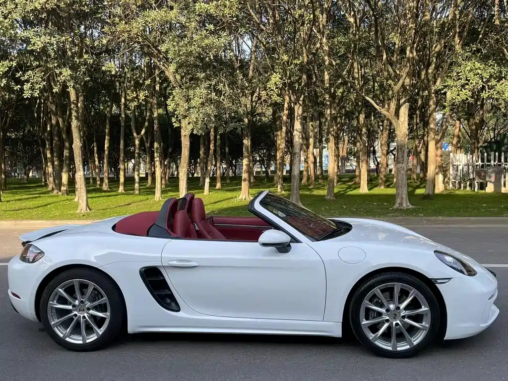 Porsche 718 2018 Boxster 2.0T