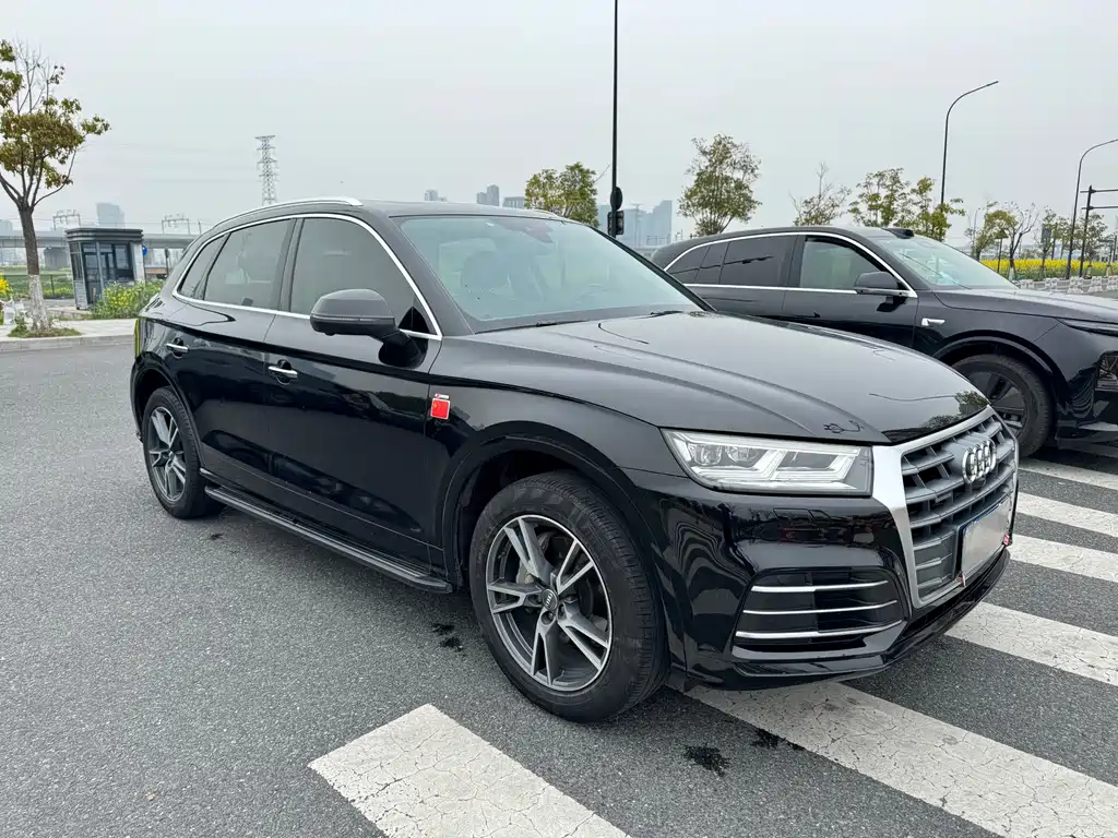 Audi Q5L — миниатюра 3