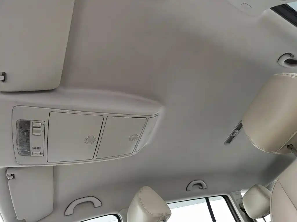 Volkswagen Touran — миниатюра 14