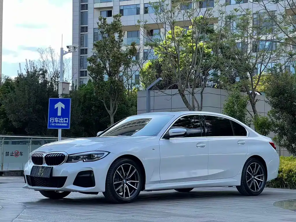 BMW 3 Series 2020