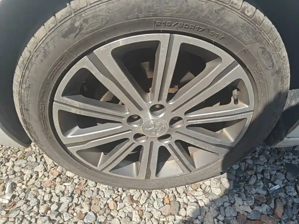 Peugeot 408 — миниатюра 23