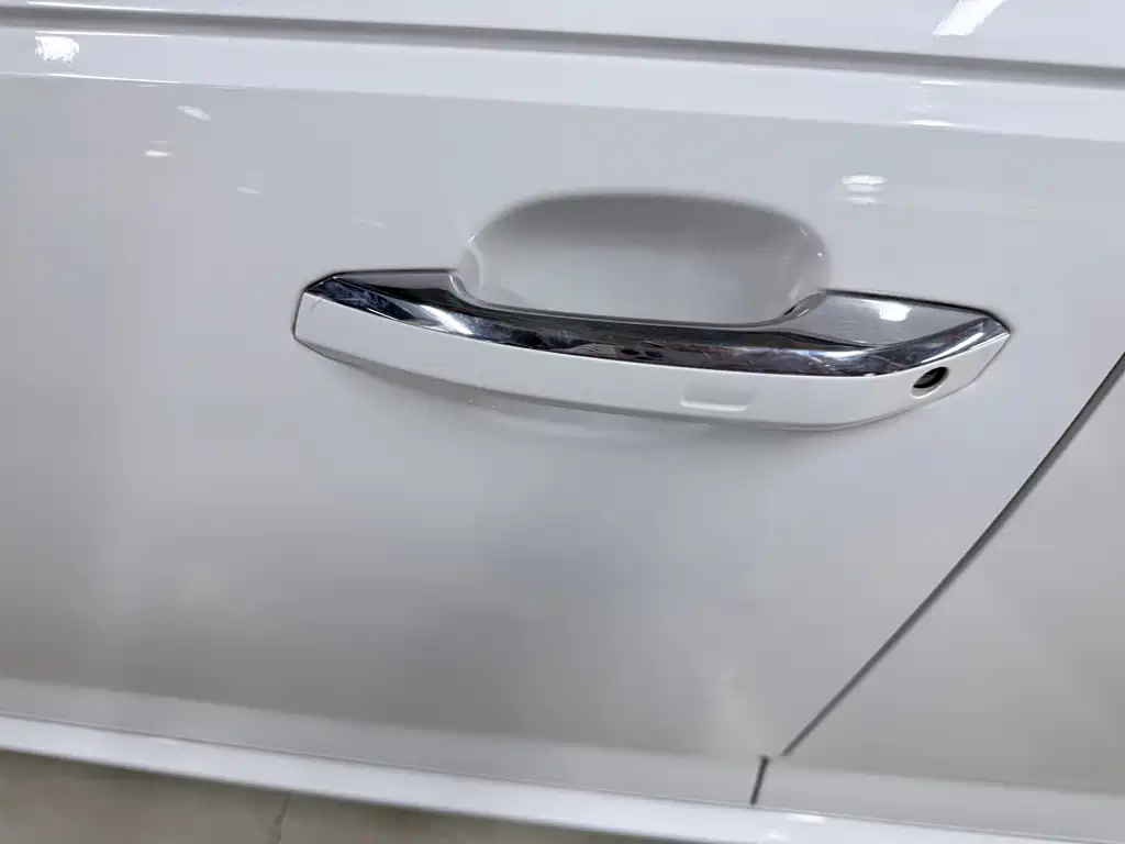 Audi A4L — миниатюра 7