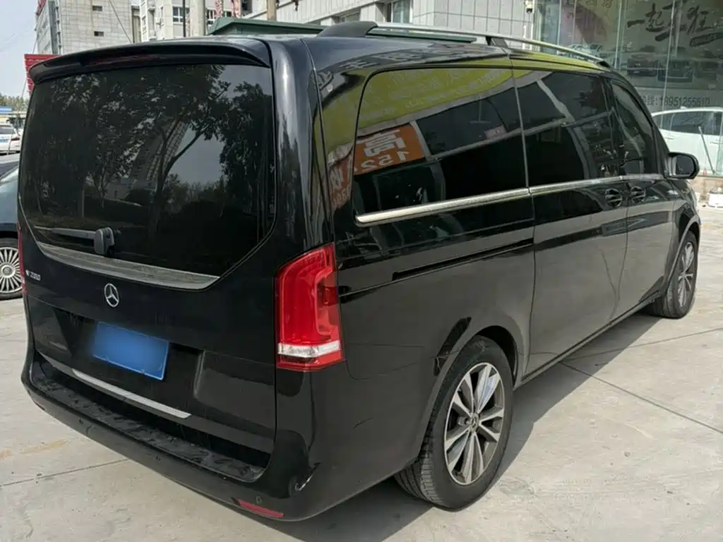 Mercedes-Benz V-Class — миниатюра 7