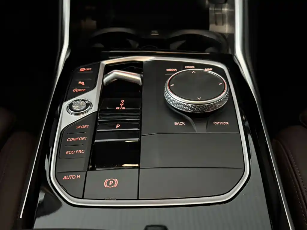 BMW 3 Series — миниатюра 16