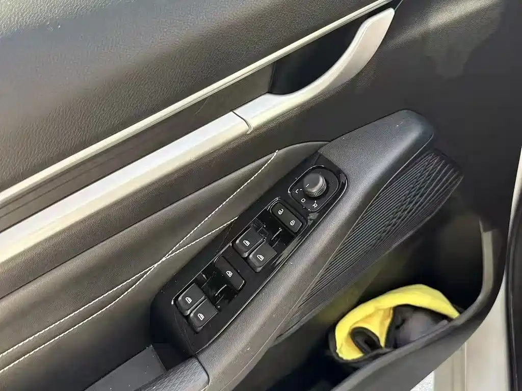 Geely Emgrand — миниатюра 6