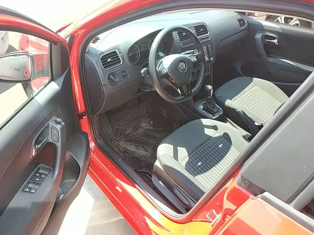 Volkswagen Polo — миниатюра 16