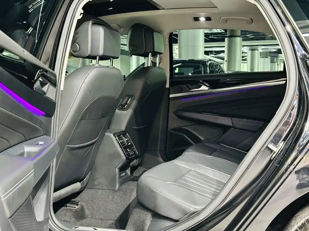 Volkswagen Passat — миниатюра 6