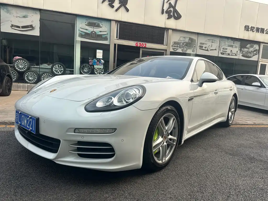 Porsche Panamera 2014