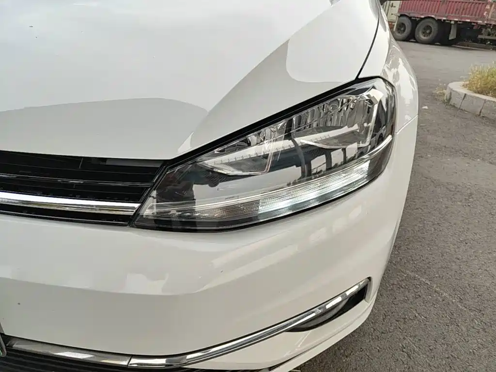 Volkswagen Golf — миниатюра 24