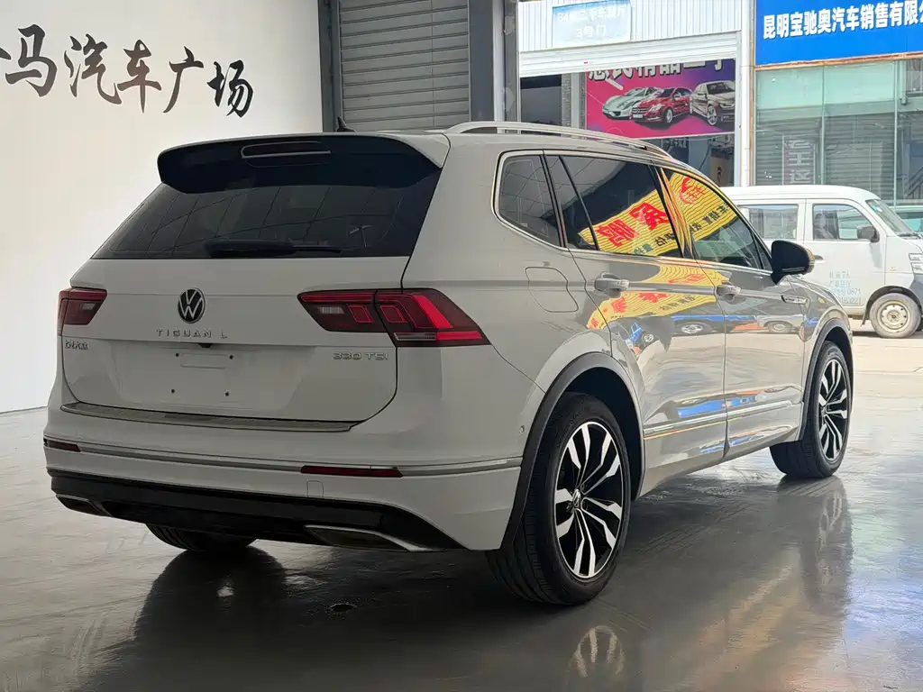 Volkswagen Tiguan L — миниатюра 10