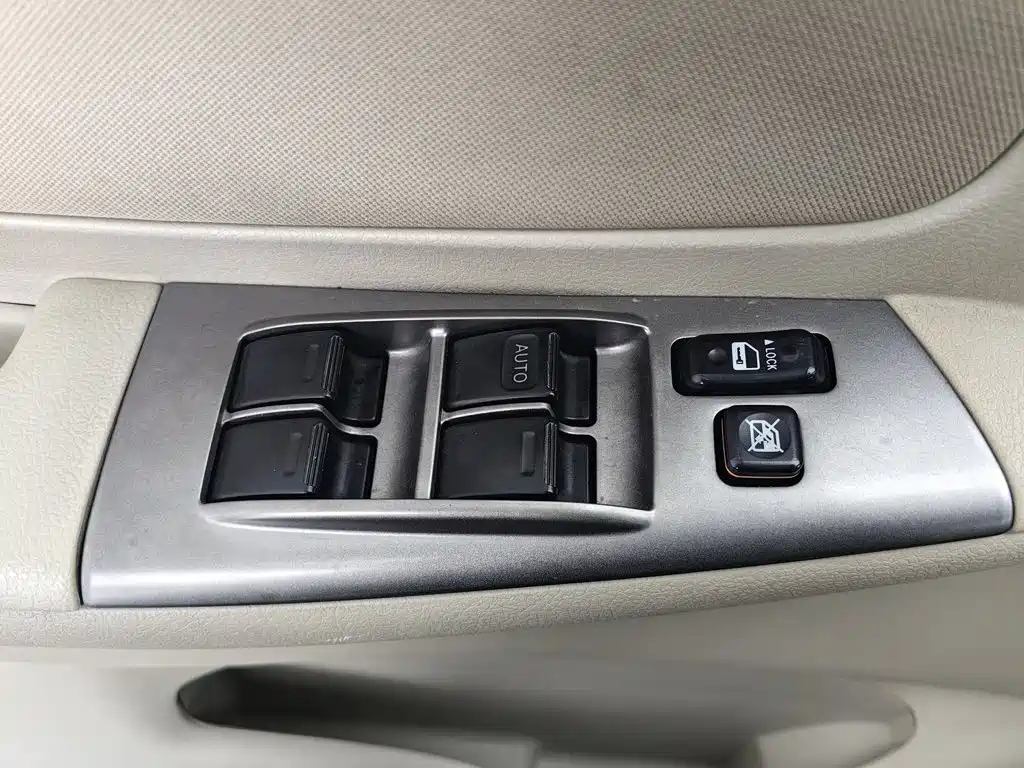 Toyota Corolla — миниатюра 9