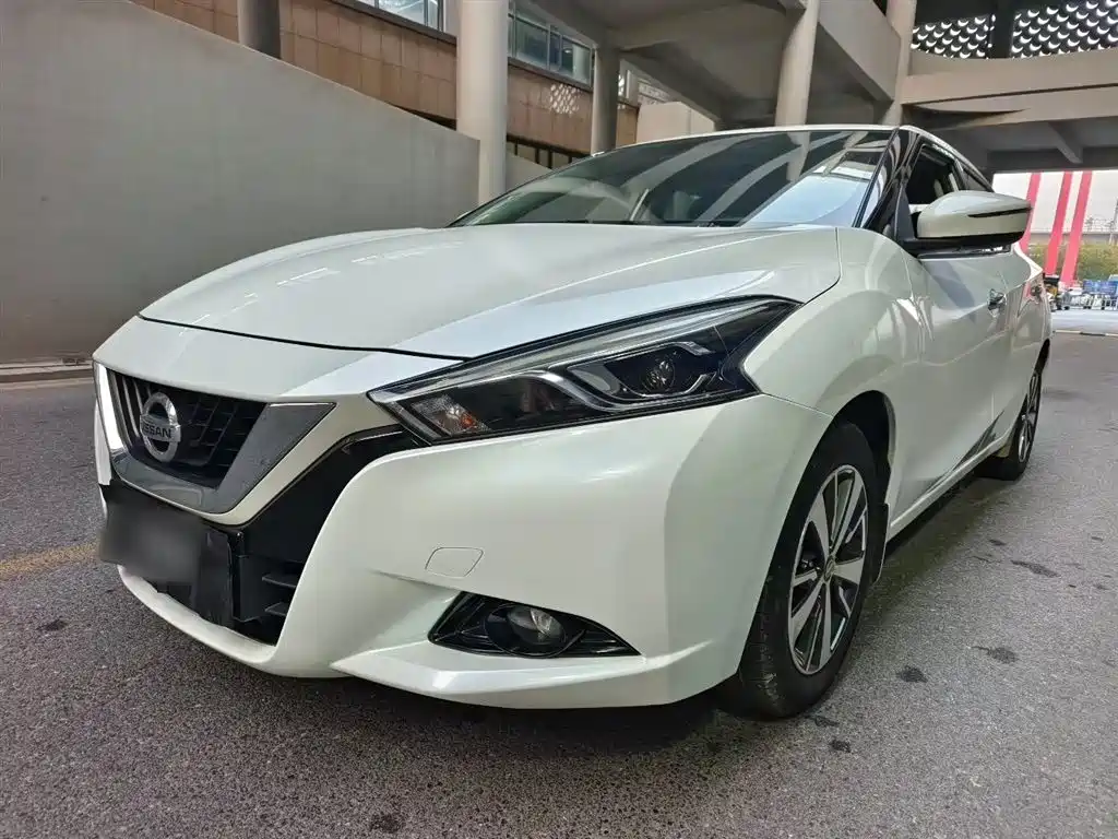 Nissan Bluebird 2019