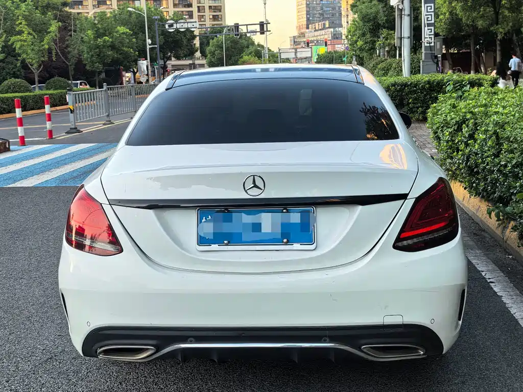 Mercedes-Benz C-Class — миниатюра 4