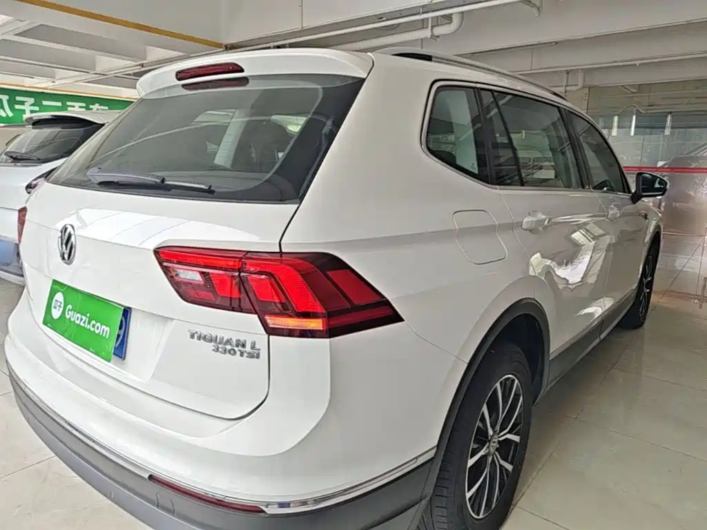 Volkswagen Tiguan L — миниатюра 7
