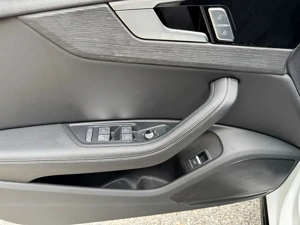 Audi A4L — миниатюра 15