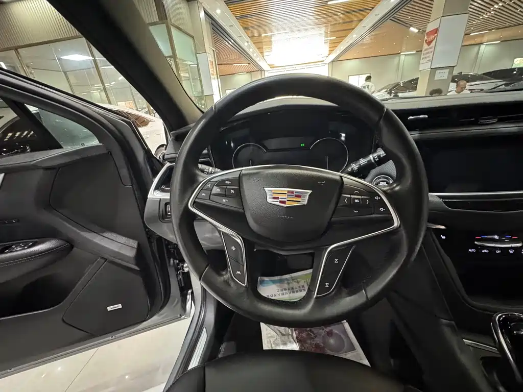 Cadillac XT5 — миниатюра 31