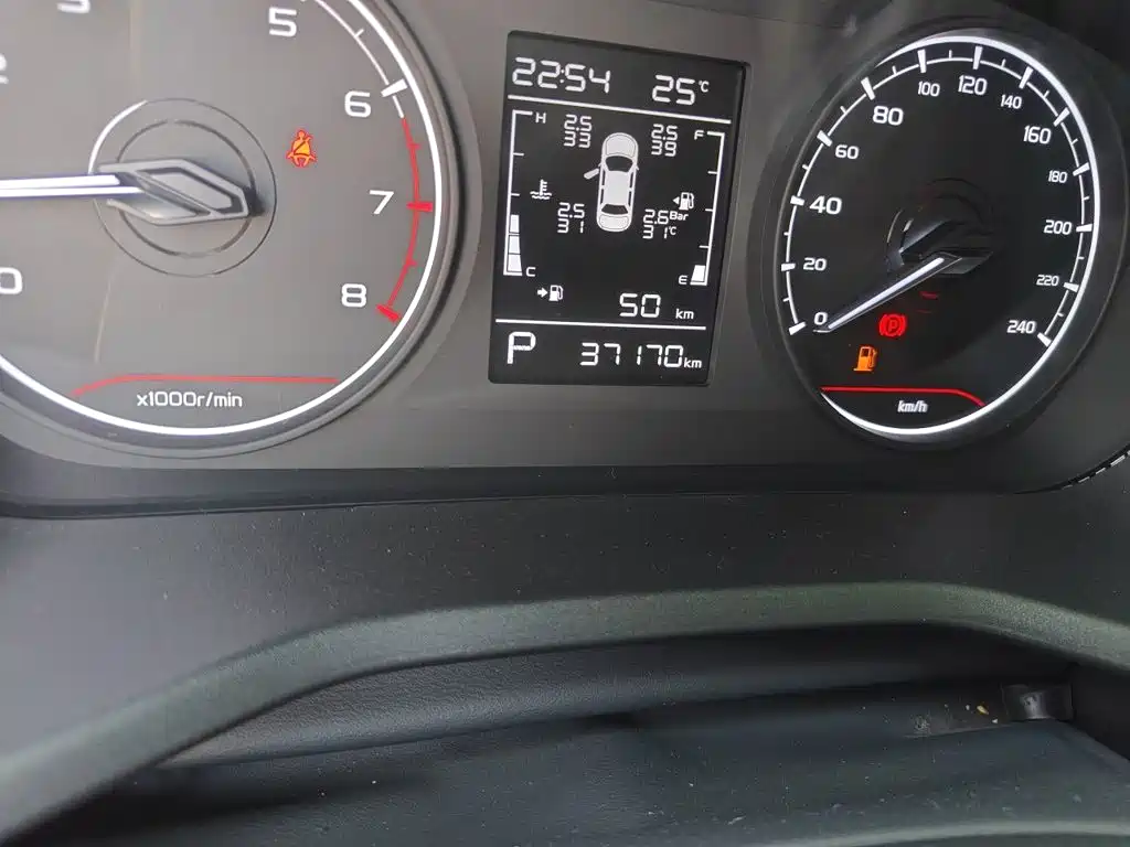 Geely Emgrand — миниатюра 5