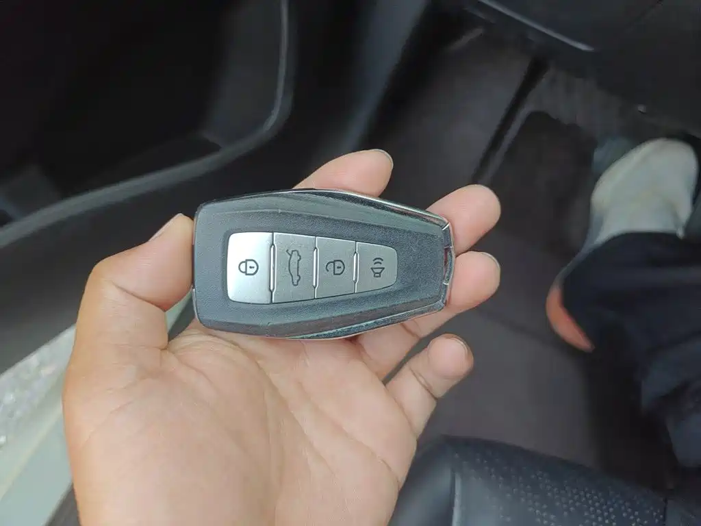 Geely Emgrand — миниатюра 12