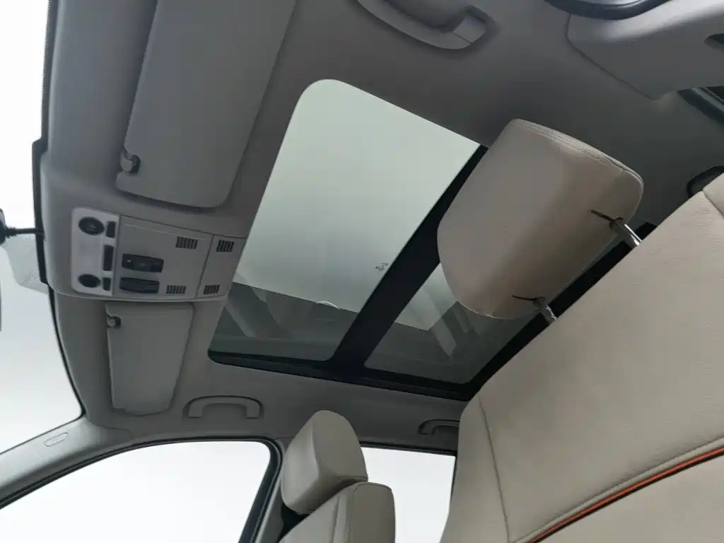 BMW X1 — миниатюра 14